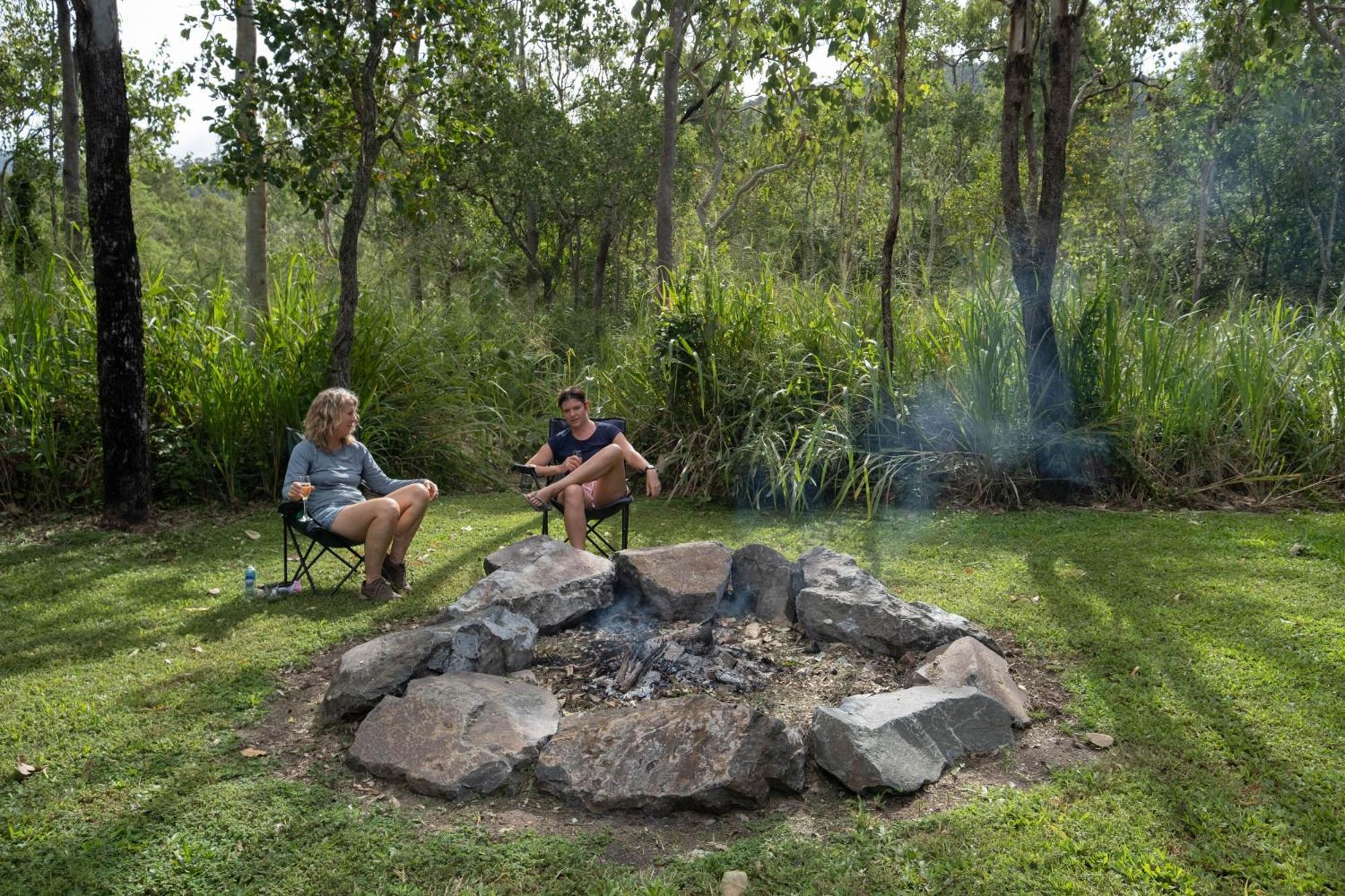 Airlie Beach Eco Cabins Exterior foto